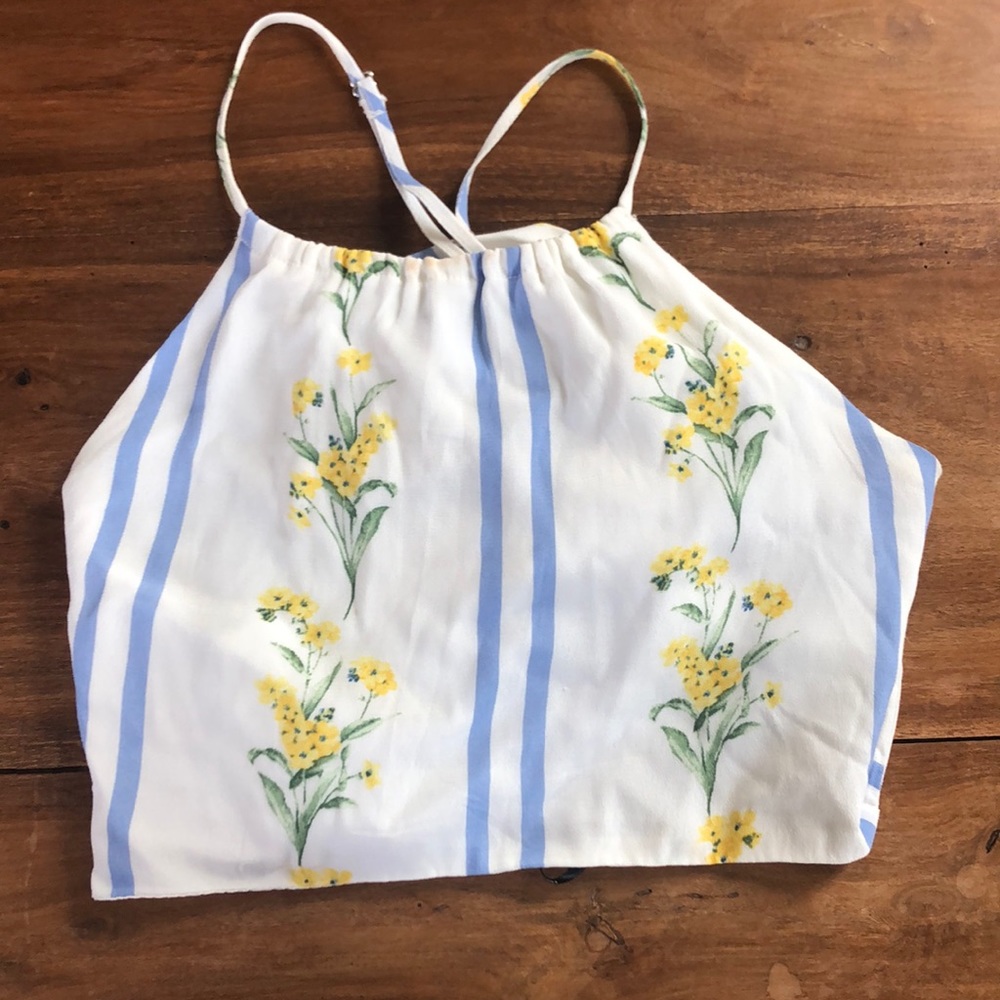 5/$35 Forever 21 crop top